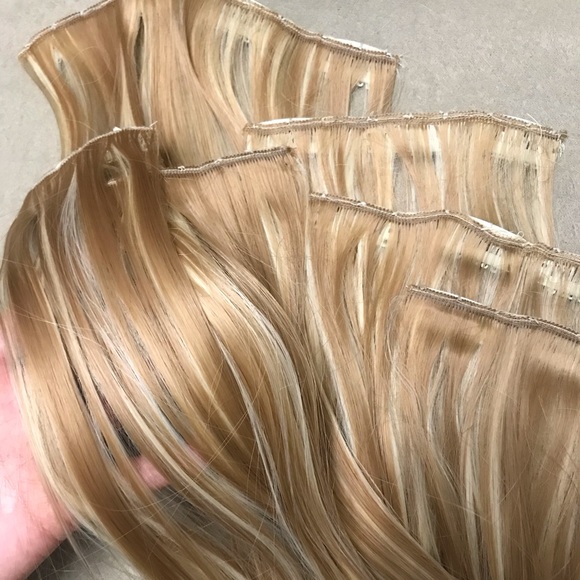 22” 16 Clips hair extension clip in main image 6
